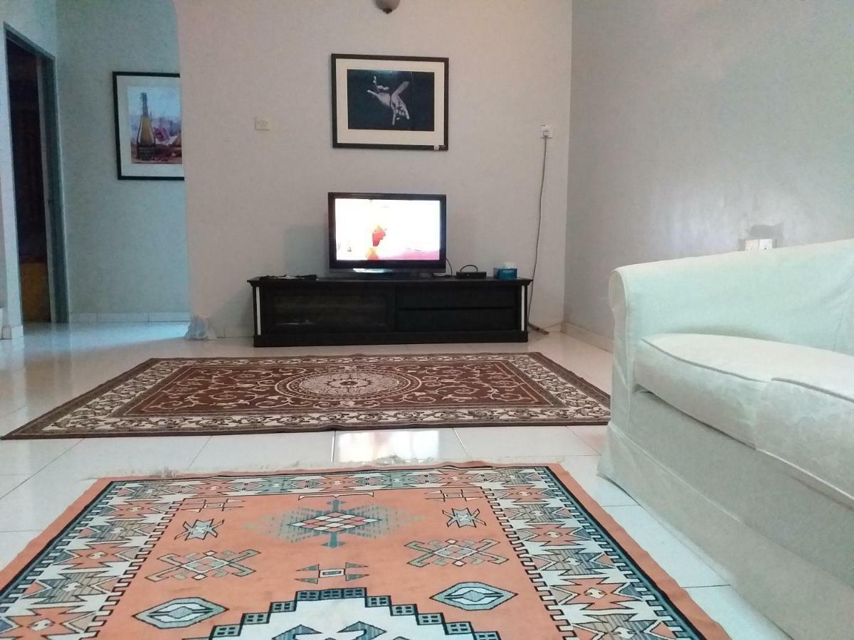 Assalam Homestay Сери Искандар Екстериор снимка